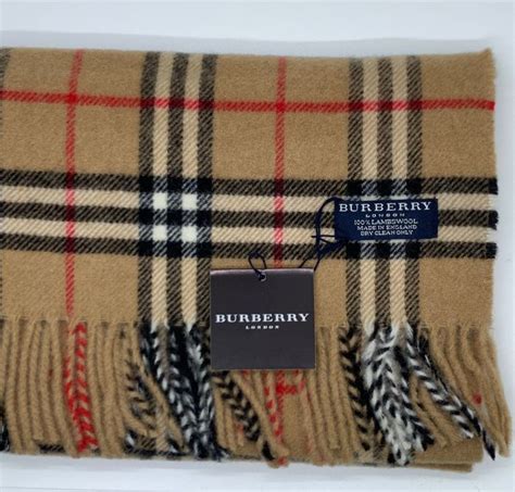 etichetta sciarpa burberry originale come riconoscerlo|real burberry tag.